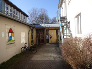 Eingangsbereich außen